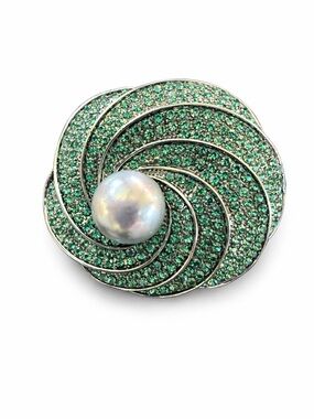 Vintage-Inspired Green Crystal Swirl Brooch w/ Faux Pearl Center